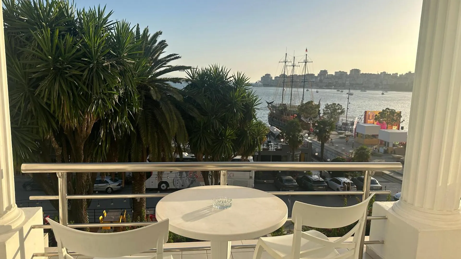 Vila Duraku Sarandë