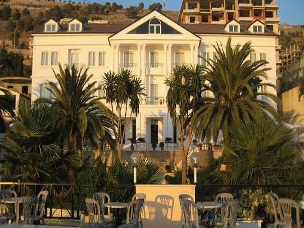 Vila Duraku Sarandë 4*,  Albanien